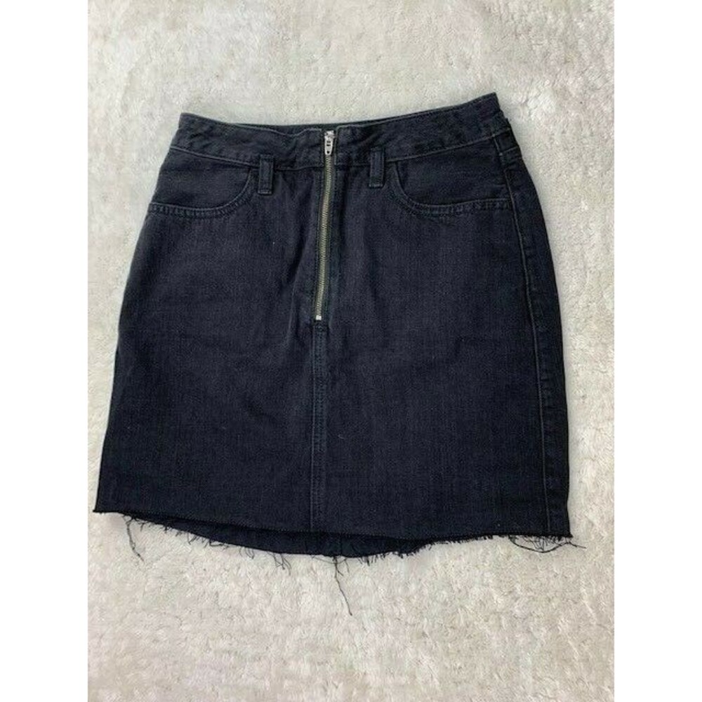 Hollister Size 3 Womens Black Denim Jean Skirt Ultra High Rise Cotton Raw Hem